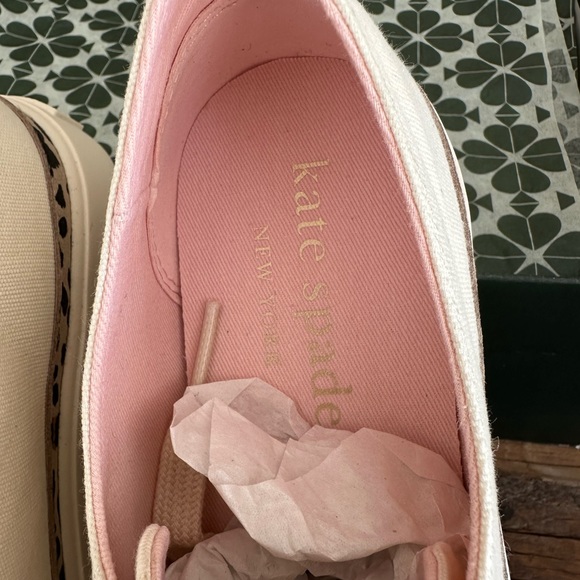 NWT Kate Spade Kaia sneakers in box - Picture 15 of 16